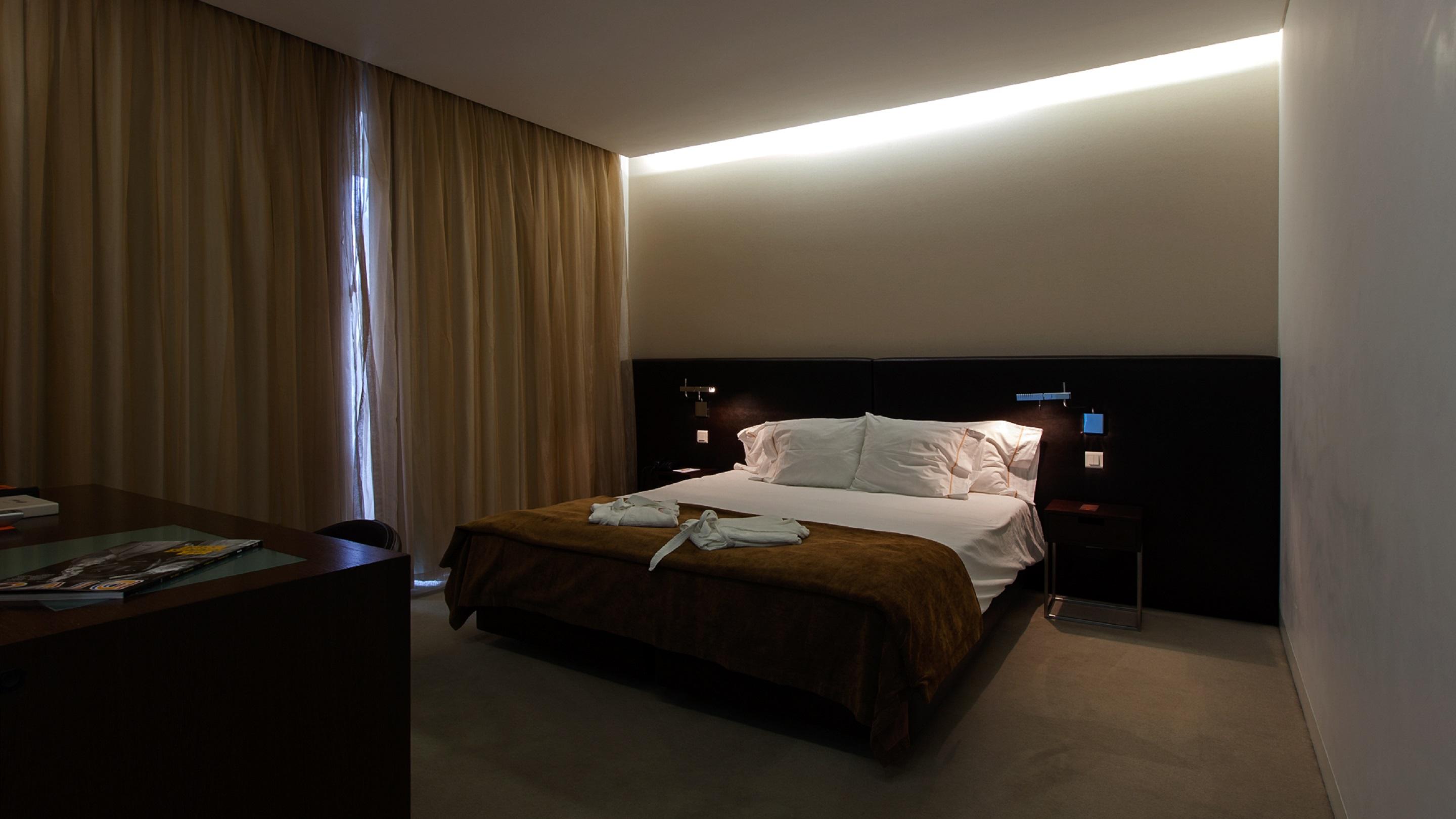 โรงแรมเชโรนิโมส 8 ลิสบอน ภายนอก รูปภาพ